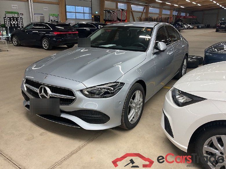 MERCEDES-BENZ C-Klasse C 300 e 9G-TRONIC Avantgarde 4d 150kW #1