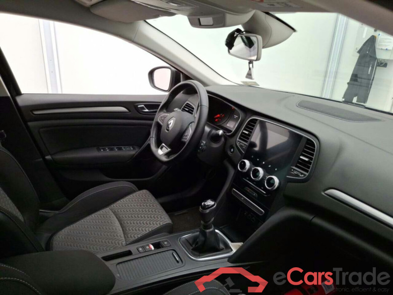 RENAULT MEGANE ESTATE 1.3 TCE LIMITED #3