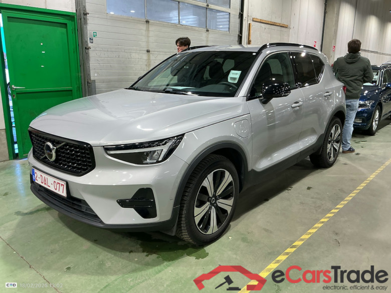 VOLVO XC40 1.5 T4 PHEV PLUS DARK DESIGN DCT #1