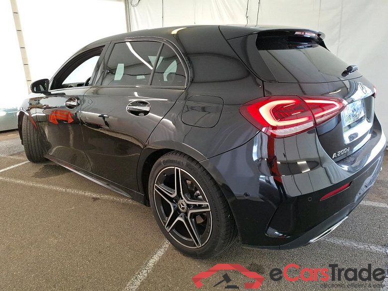 MERCEDES-BENZ Classe A Compact / 2022 / 5P / Berline A 200 d AMG Line 8G-DCT #2