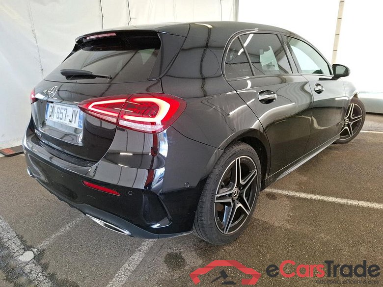 MERCEDES-BENZ Classe A Compact / 2022 / 5P / Berline A 200 d AMG Line 8G-DCT #3