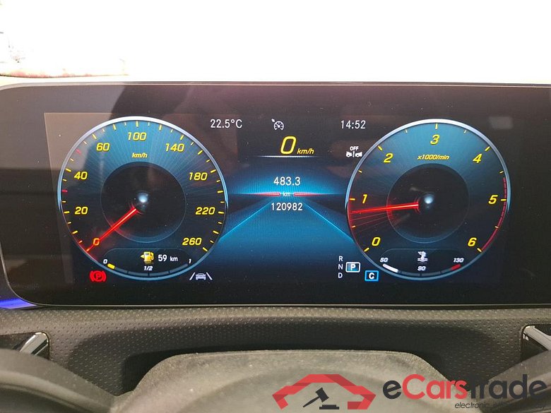 MERCEDES-BENZ Classe A Compact / 2022 / 5P / Berline A 200 d AMG Line 8G-DCT #6