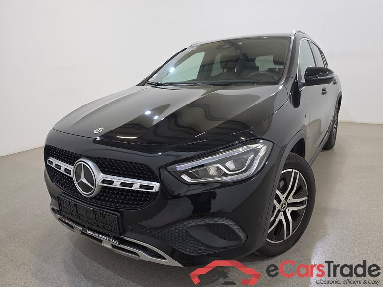 Mercedes GLA 250e Plug-In Hybrid Aut. LED-Xenon Widescreen Navi 1/2 Sport-Leather KeylessGo Camera Klima PDC ...