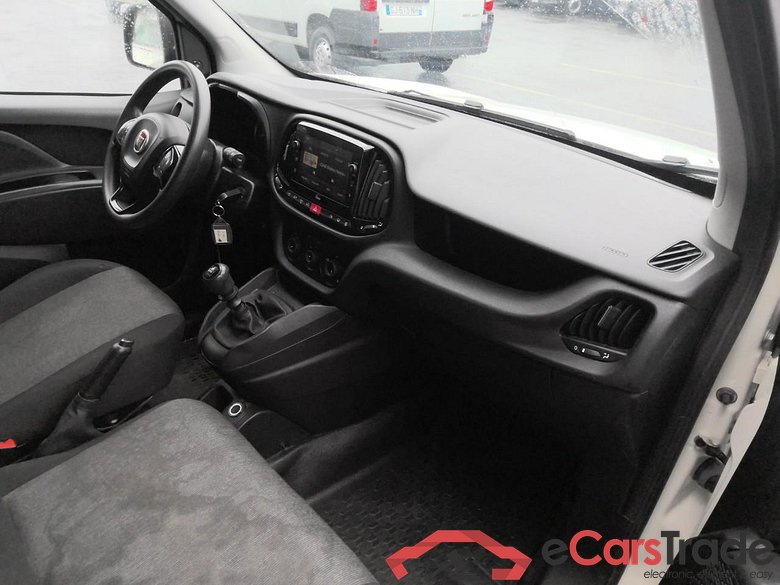 DOBLO CARGO 1.6MJT 105 PRO LOU #4