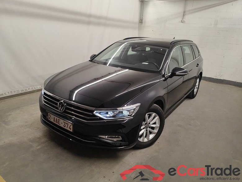 Volkswagen Passat Variant 2.0 TDI 90kW DSG Style Business 5d #1