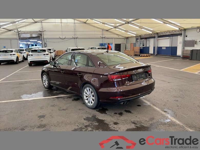 Audi A3 Limo 1.4 TFSI Advanced Navi Leather Ambient Klima PDC ... #4
