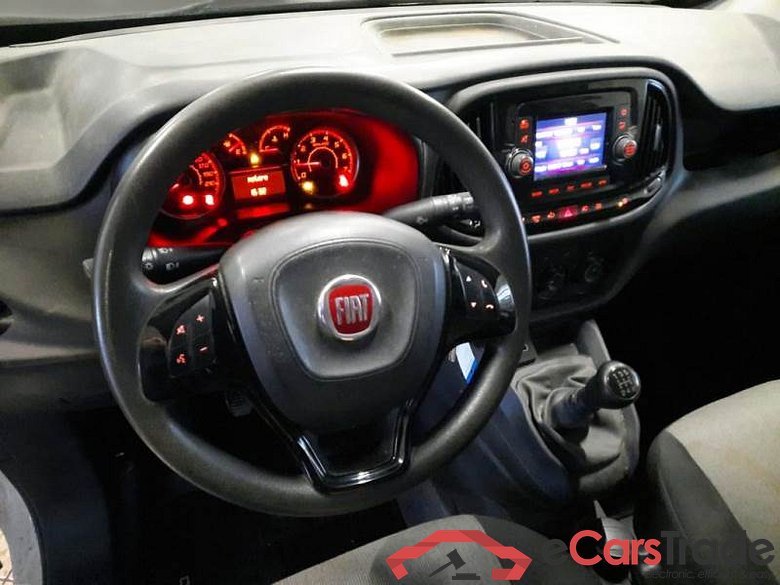 FIAT DOBLÒ CARGO / 2014 / 4P / VETT. FURGONATA CH1 LOUNGE 1.3 MJET 95CV E6D SeS #3