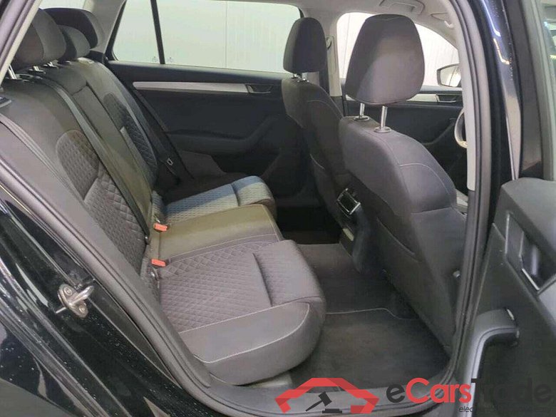 SKODA Superb Combi 1.5 TSI Business Ed. #6
