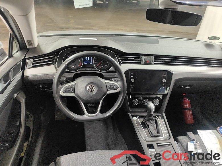 Volkswagen Passat Variant 1.6 TDI SCR DSG7 Style Business 5d #6