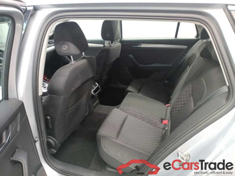 Skoda Superb Combi 1.6 CRTDI 88kW DSG7 Ambition 5d #3