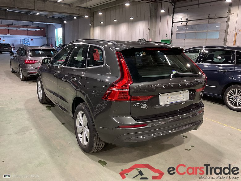 VOLVO XC60 2.0 B4 D MHEV MOMENTUM PRO AUTO #3