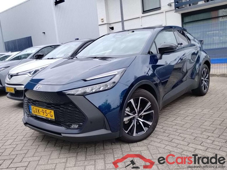 TOYOTA C-HR 1.8 Hybrid 140 Dynamic #1