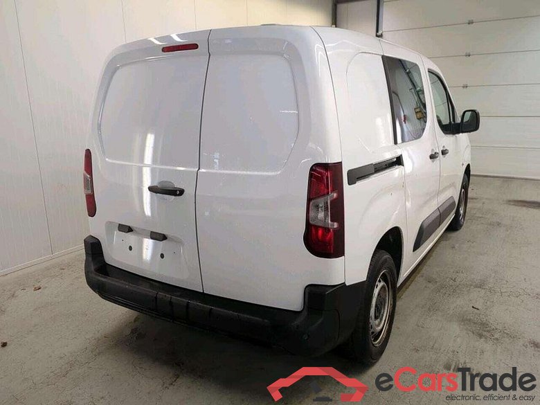 PEUGEOT Partner 1.2 PT. Premium #2