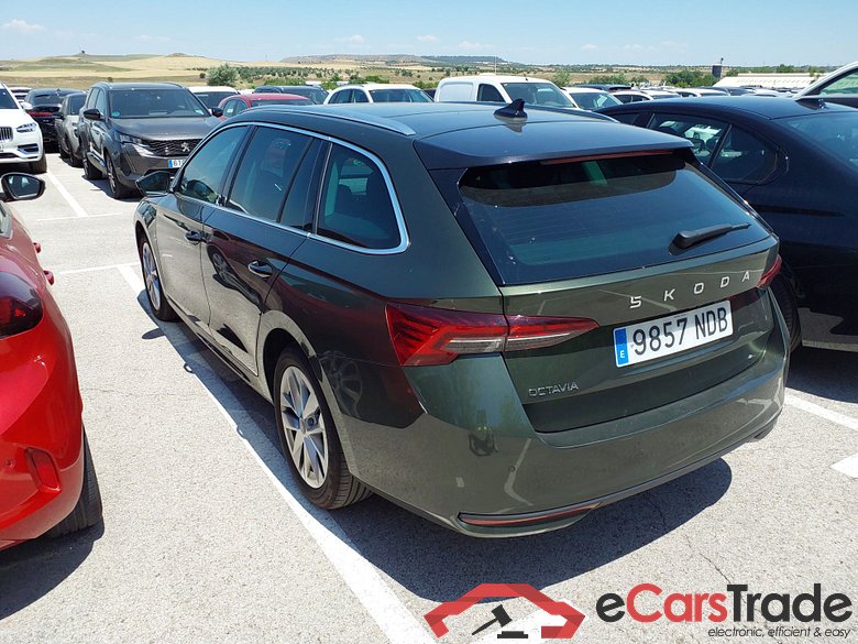 SKODA Octavia 2.0 TDI 110 kW (150CV) DSG 7 vel AutomÃ¡tico Combi Design #2
