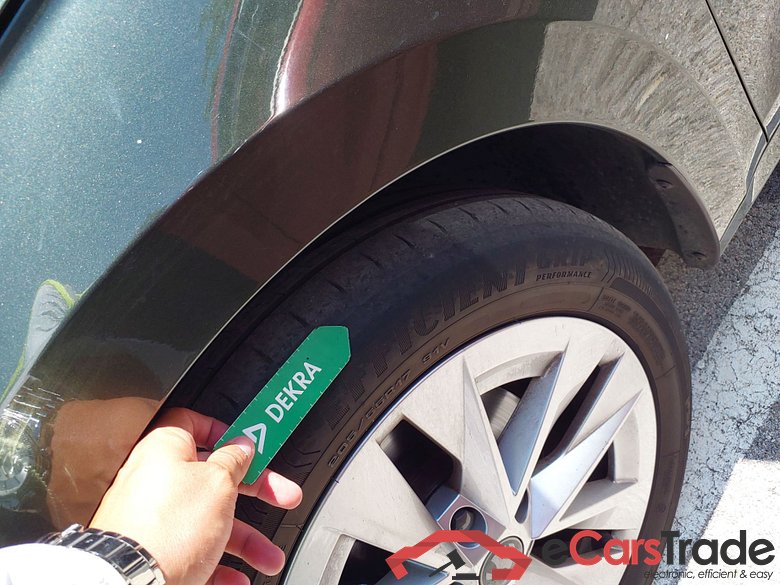 SKODA Octavia 2.0 TDI 110 kW (150CV) DSG 7 vel AutomÃ¡tico Combi Design #6