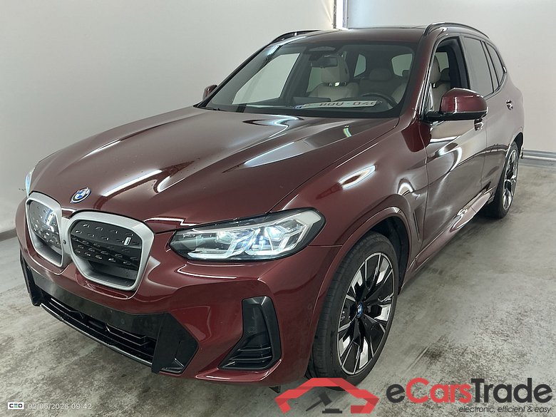 BMW IX3 80KWH AUTO