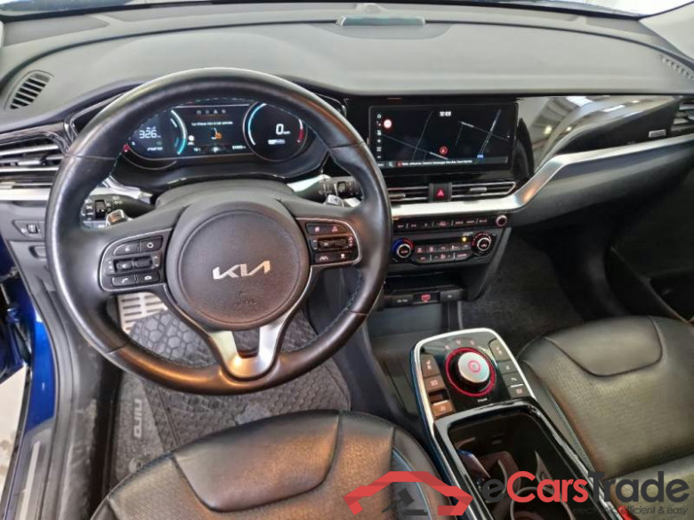 KIA NIRO / 2019 / 5P / BERLINA E-NIRO 64 KWH EVOLUTION #3