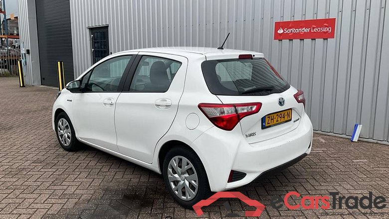 TOYOTA YARIS 1.5vvti hybrid active 74kW cvt aut #3