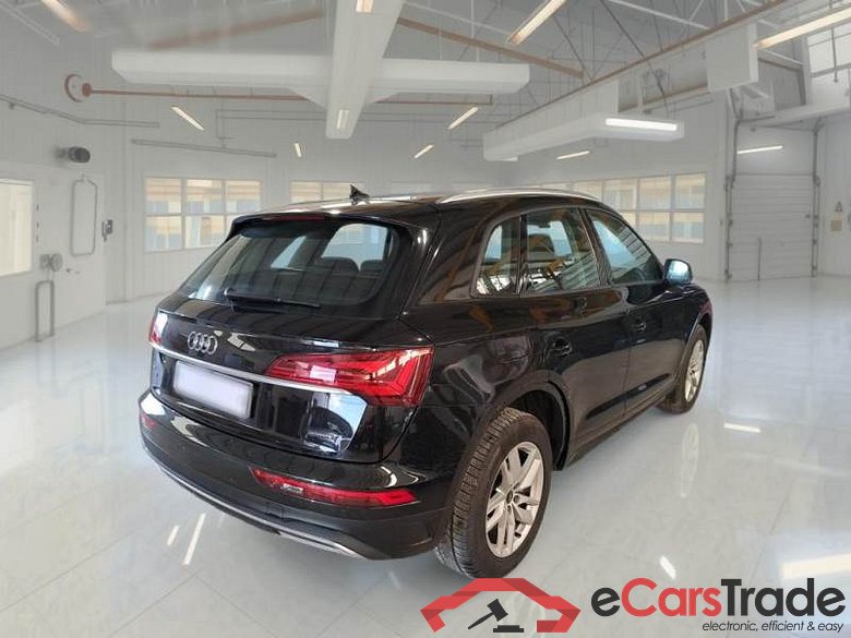 AUDI Q5 / 2020 / 5P / SUV 40 TDI BUSINESS QUATTRO S TRONIC #2