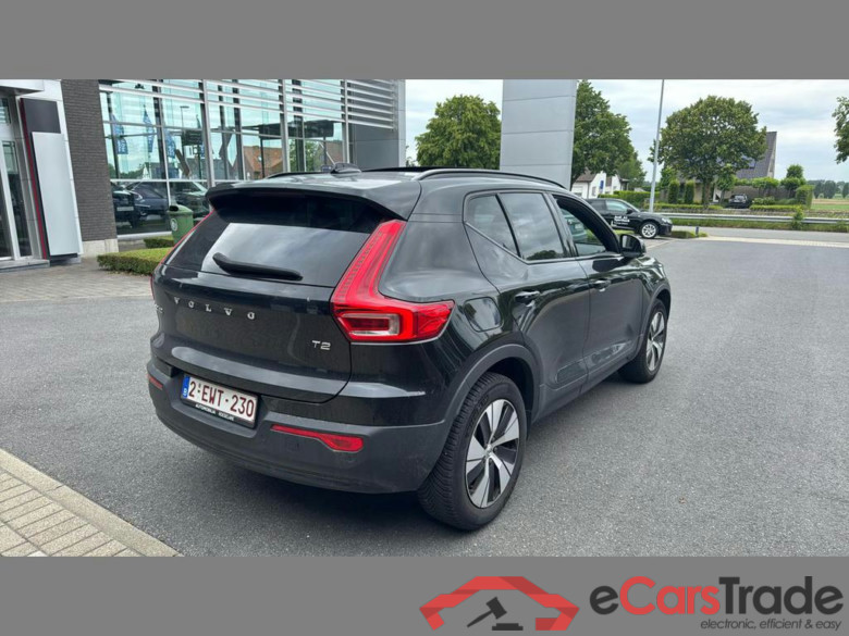 VOLVO XC40 1.5 T2 Plus Limited Edition Geartronic #4