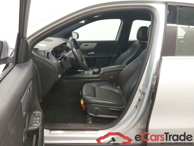 Mercedes GLA 200d Aut. LED-Xenon Widescreen Navi 1/2 Sport-Leather KeylessGo Klima PDC ... #5