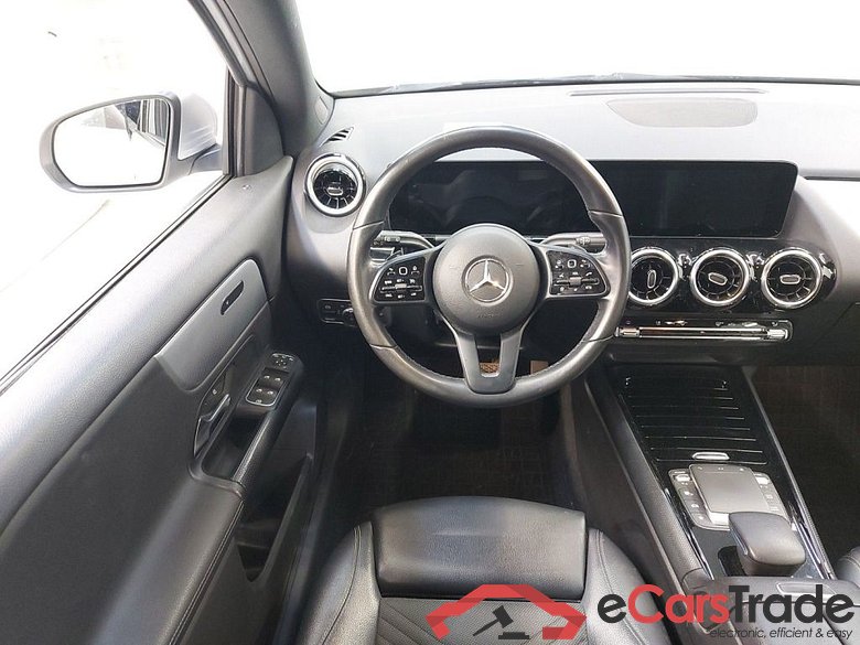 Mercedes GLA 200d Aut. LED-Xenon Widescreen Navi 1/2 Sport-Leather KeylessGo Klima PDC ... #6