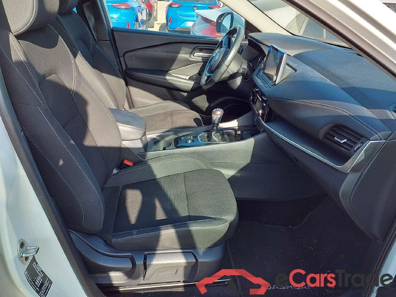 NISSAN QASHQAI / 2021 / 5P / todoterreno DIG-T 103kW (140CV) mHEV 4x2 Acenta #5