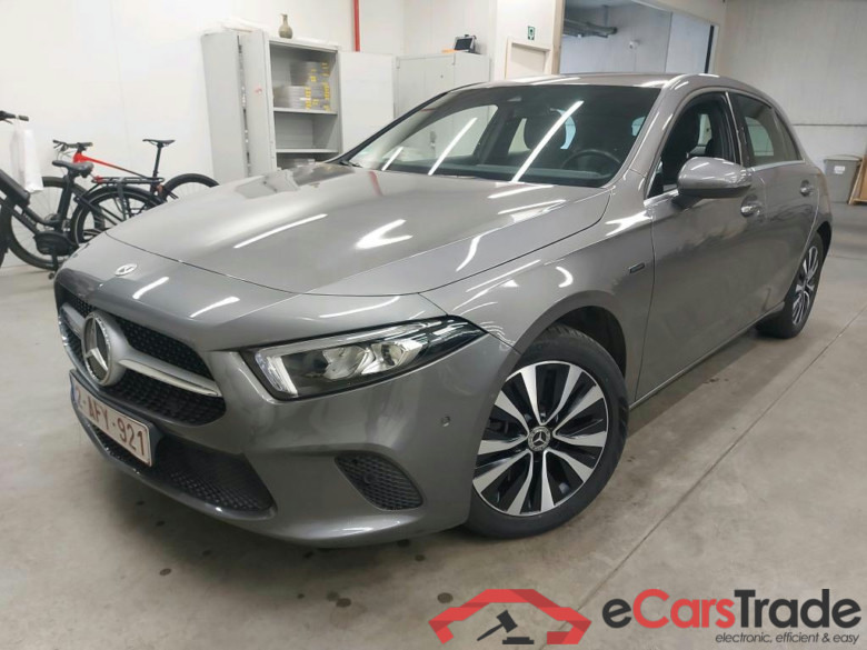 MERCEDES - MER A 250 e 218PK DCT Business Solution * HYBRID * #1