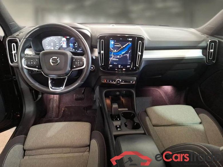 VOLVO XC40 / 2021 / 5P / SUV T4 RECHARGE PLUG-IN AUTO CORE #3