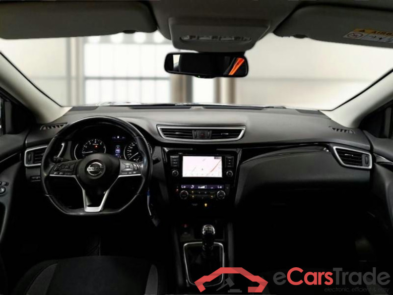NISSAN Qashqai / 2017 / 5P / Crossover 1.3 DIG-T 140 Business #3