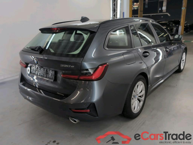 BMW 3 TOURING - 2019 330eA PHEV #4