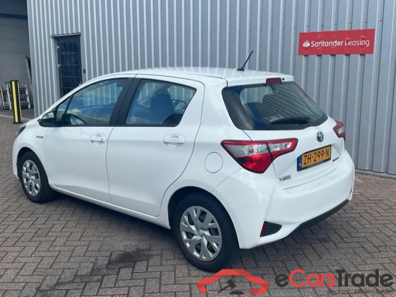 TOYOTA YARIS 1.5vvti hybrid active 74kW cvt aut #3