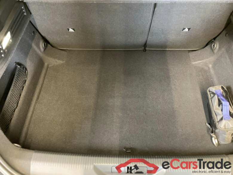 Peugeot 308 Hybrid 145 e-DCS6 Allure #5