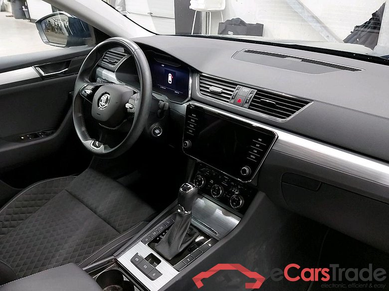 SKODA - SKO SUPERB COMBI 1.4 TSI iV 218PK DSG6 Clever * HYBRID * #3
