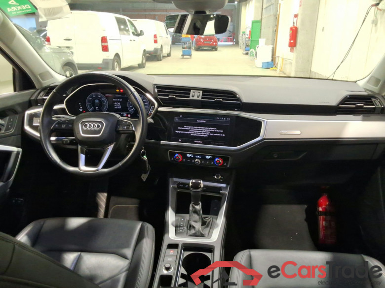 AUDI Q3 Sportback 1.4 45 TFSI E S TRONIC #6