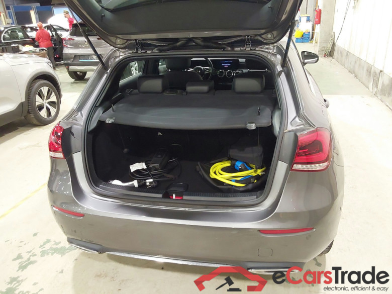 MERCEDES-BENZ CLASS A (W177) A 250 e PHEV Business Solution #3