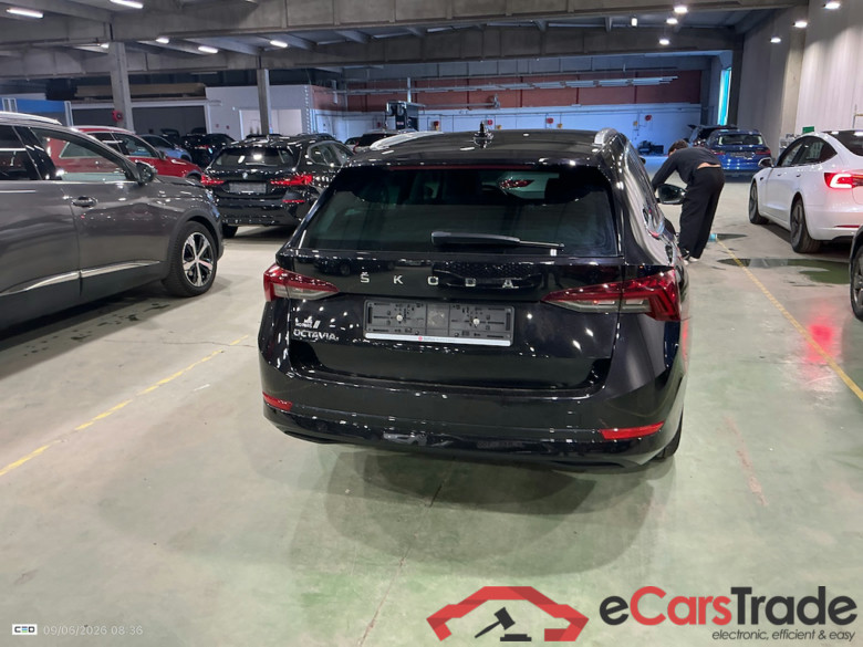 SKODA Octavia 2.0 CRTDI 110KW DSG7 CLEVER #5