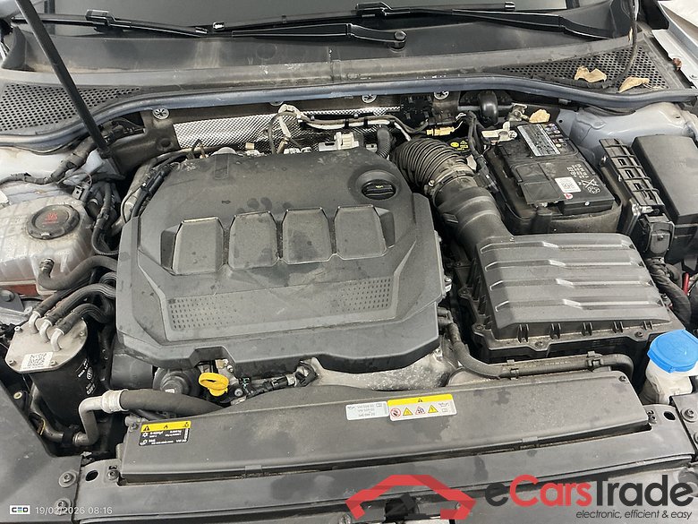 VOLKSWAGEN PASSAT 2.0 TDI 90KW STYLE BUSINESS DSG #6