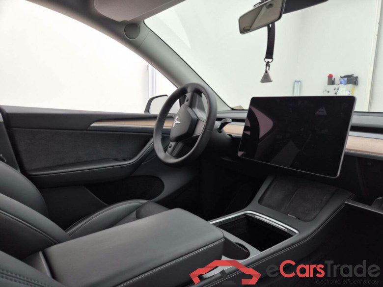 TESLA MODEL Y LONG RANGE DUAL MOTOR AWD #3
