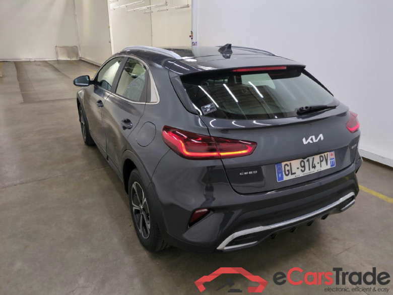 KIA XCeed / 2022 / 5P / Crossover 1.6 GDI PHEV ACTIVE DCT6 #4