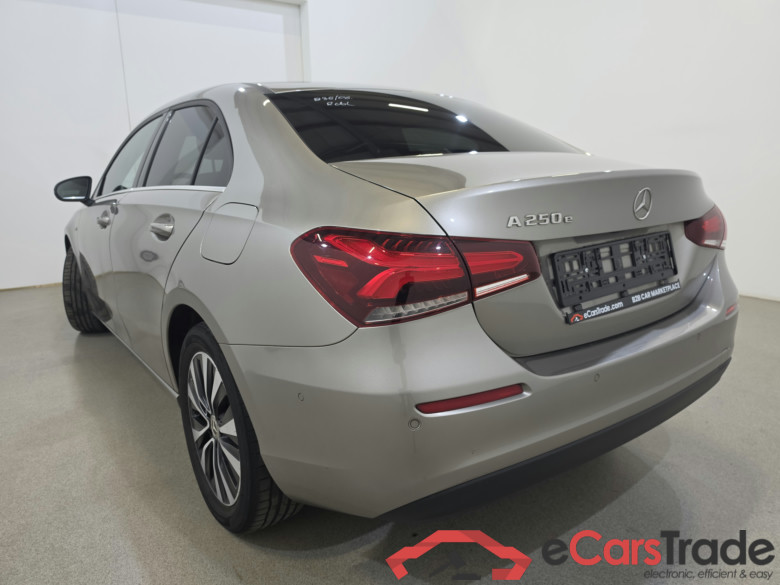 Mercedes A 250e Plug-In Hybrid Aut. LED-Xenon Widescreen Navi 1/2 Sport-Leather KeylessGo Camera Klima PDC ... #6