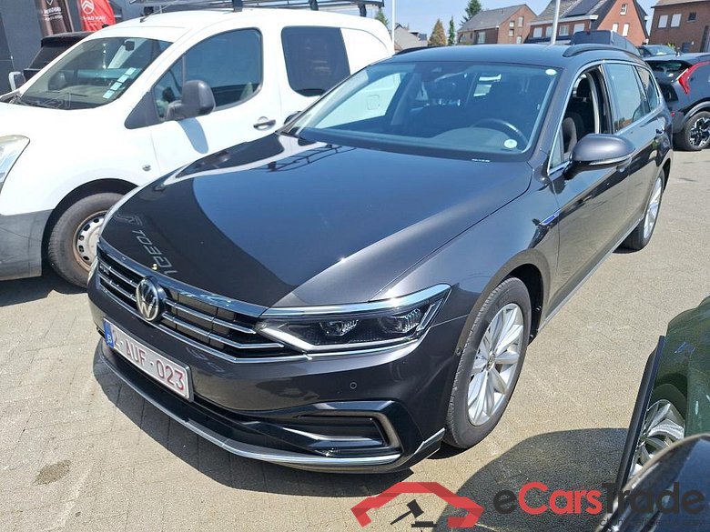VOLKSWAGEN PASSAT VARIANT 1.4 TSI MSQ VARIANT GTE BUSINESS