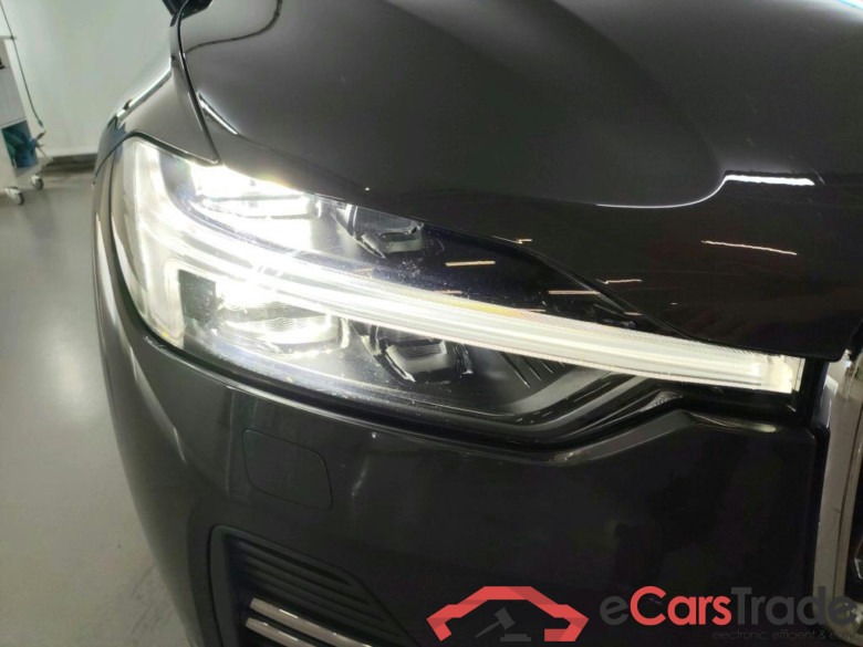 VOLVO XC60 186 kW #4