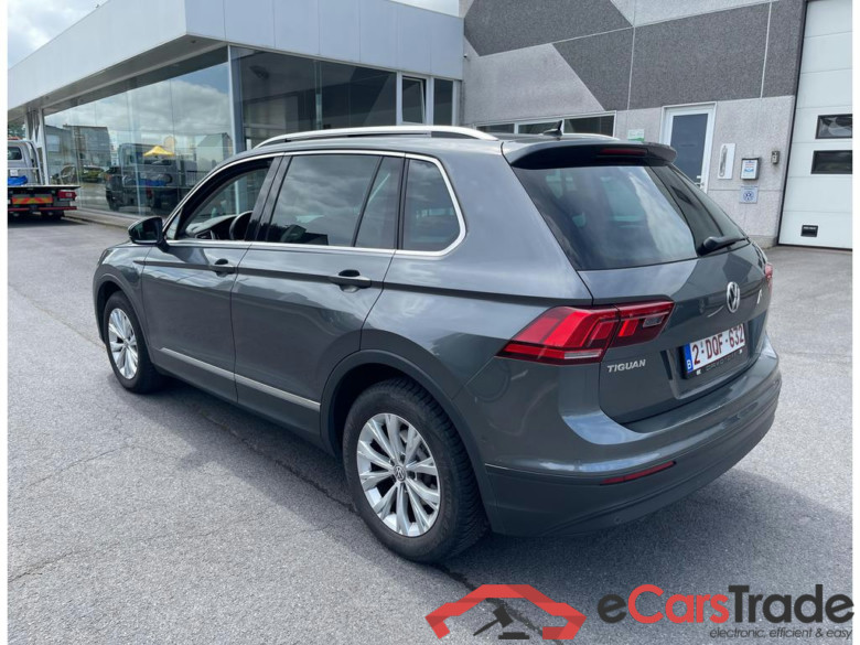 VOLKSWAGEN Tiguan Comfortline 2.0 TDI SCR 110 kW (150 ch) 7 vitesses DSG #3