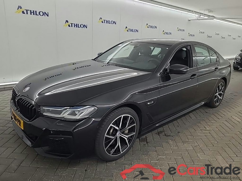 BMW 5 Serie Sedan 520e Business Edition Plus 4D 150kW #1