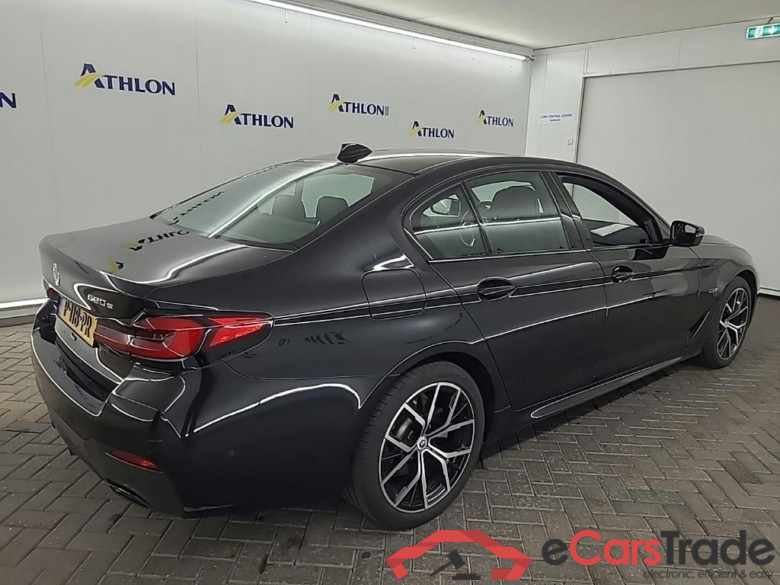 BMW 5 Serie Sedan 520e Business Edition Plus 4D 150kW #3
