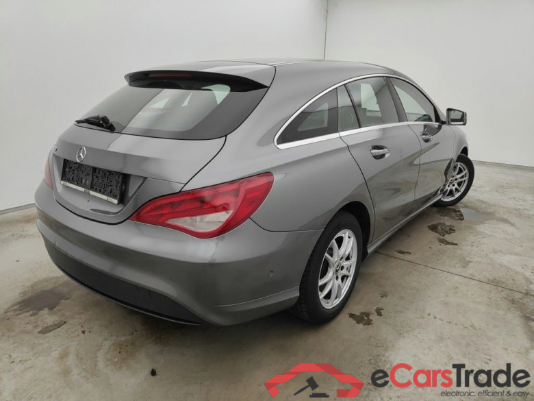 Mercedes-Benz CLA Shooting Brake CLA 180 DCT 5d #2