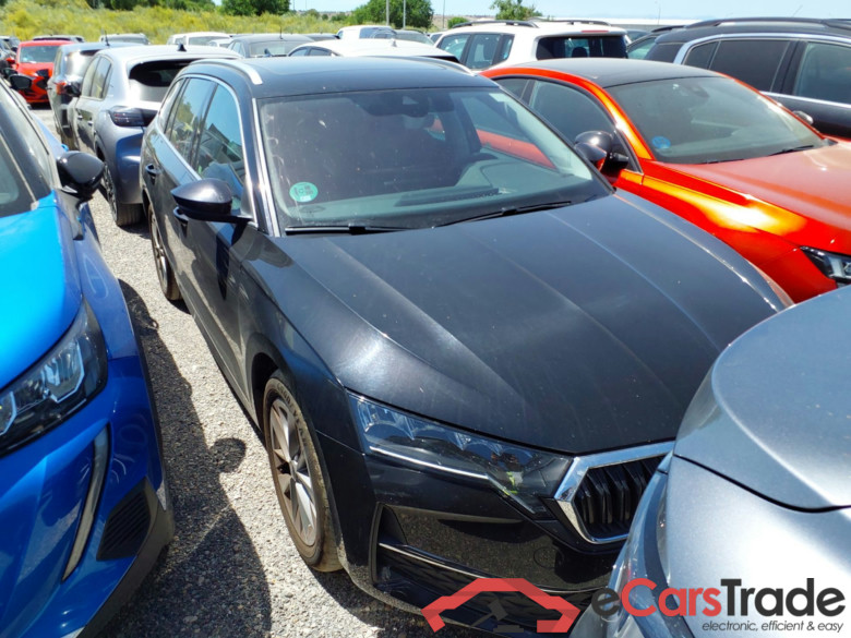 SKODA Octavia 2.0 TDI 110 kW (150CV) DSG 7 vel AutomÃ¡tico Combi Design(Pano-Roof + Winterpack) #1