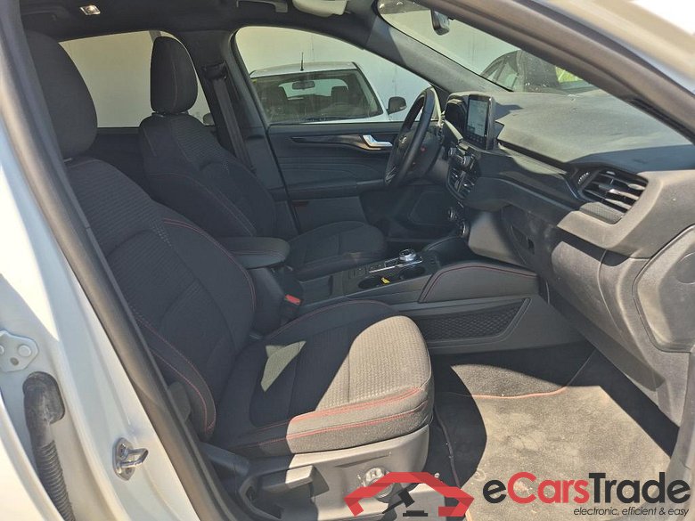 FORD Kuga / 2019 / 5P / todoterreno ST-Line 2.5 Duratec FHEV 140kW 4x4 Auto #6