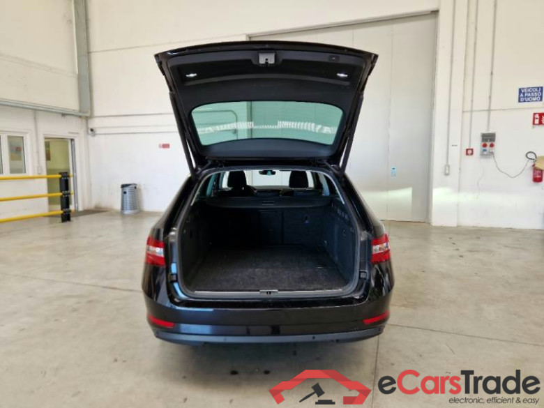 SKODA SUPERB WAGON / 2019 / 5P / STATION WAGON 1.4 TSI PLUG-IN HYBRYD EXECUTIVE DSG #5